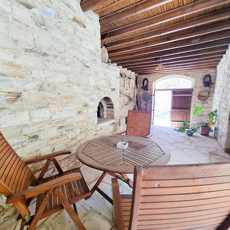 Skarinou'S Landhouse Poolside Heaven Apartment エクステリア 写真